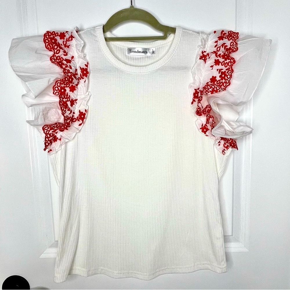 New Trendmates White Top with Embroidered Red Flowers - Mexican Style Large
